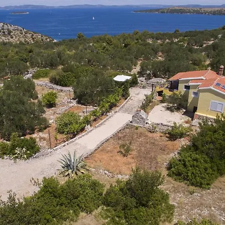 House Rusticana Sali, Dugi Otok Near Np Kornati *
