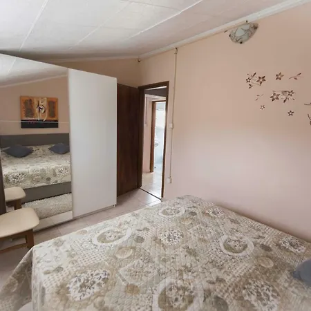 House Rusticana Sali, Dugi Otok Near Np Kornati بيت ضيافة