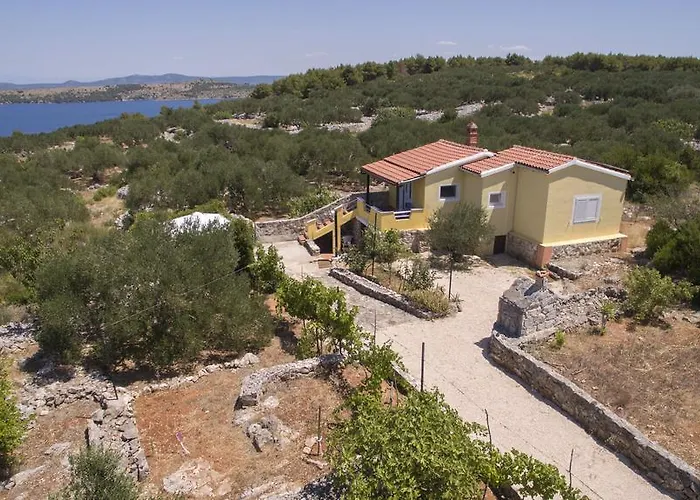 House Rusticana Sali, Dugi Otok Near Np Kornati 3*